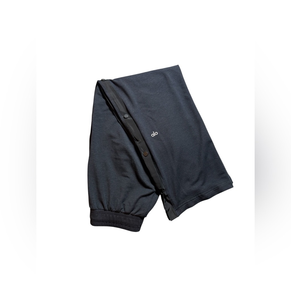ALO Yoga Black Court Side  Tearaway Snap  Pants - Picture 7 of 7